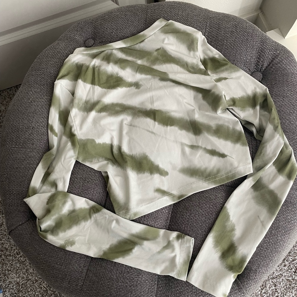 Not sure on brand, size small, white and green stripes.